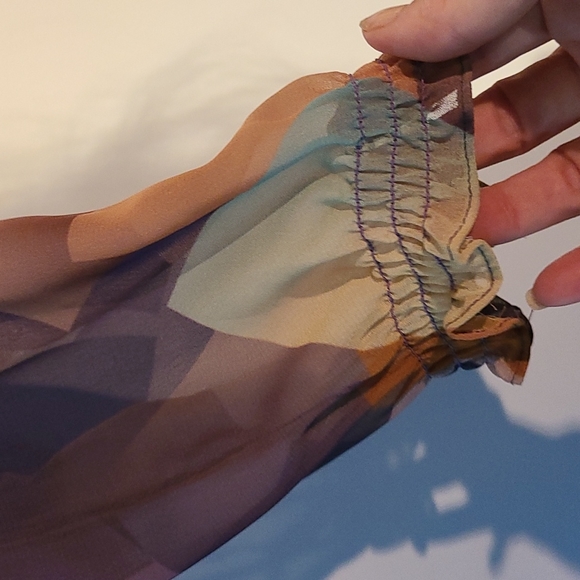 Fun and flirty - Picture 3 of 4